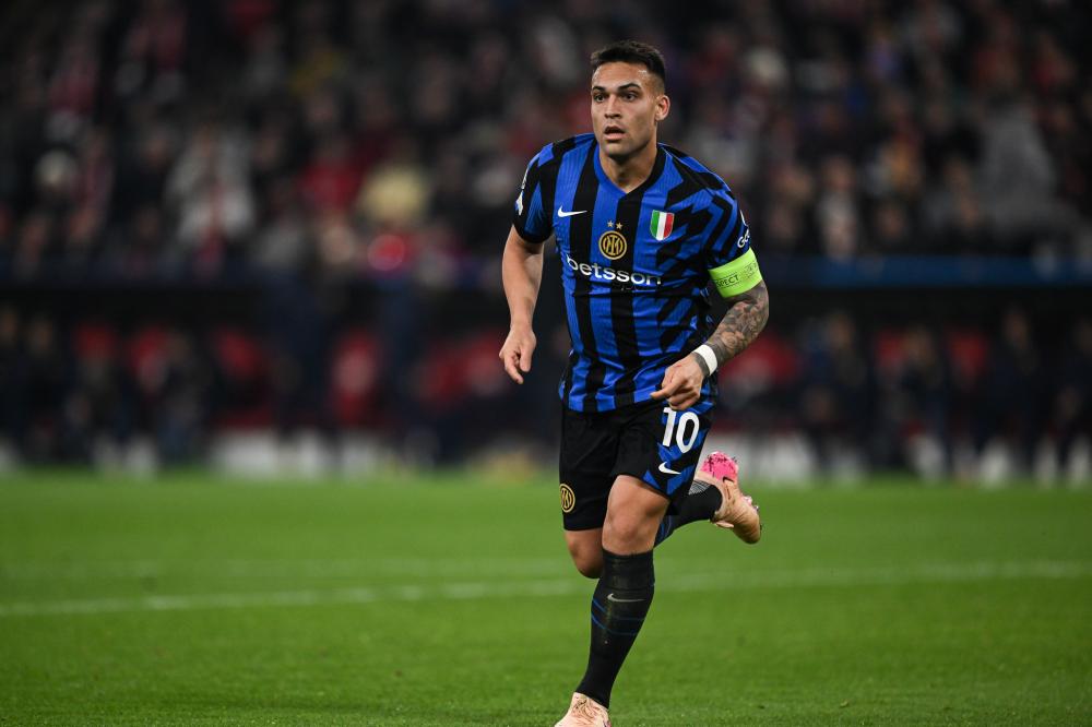 他不仅频繁 他不仅频繁